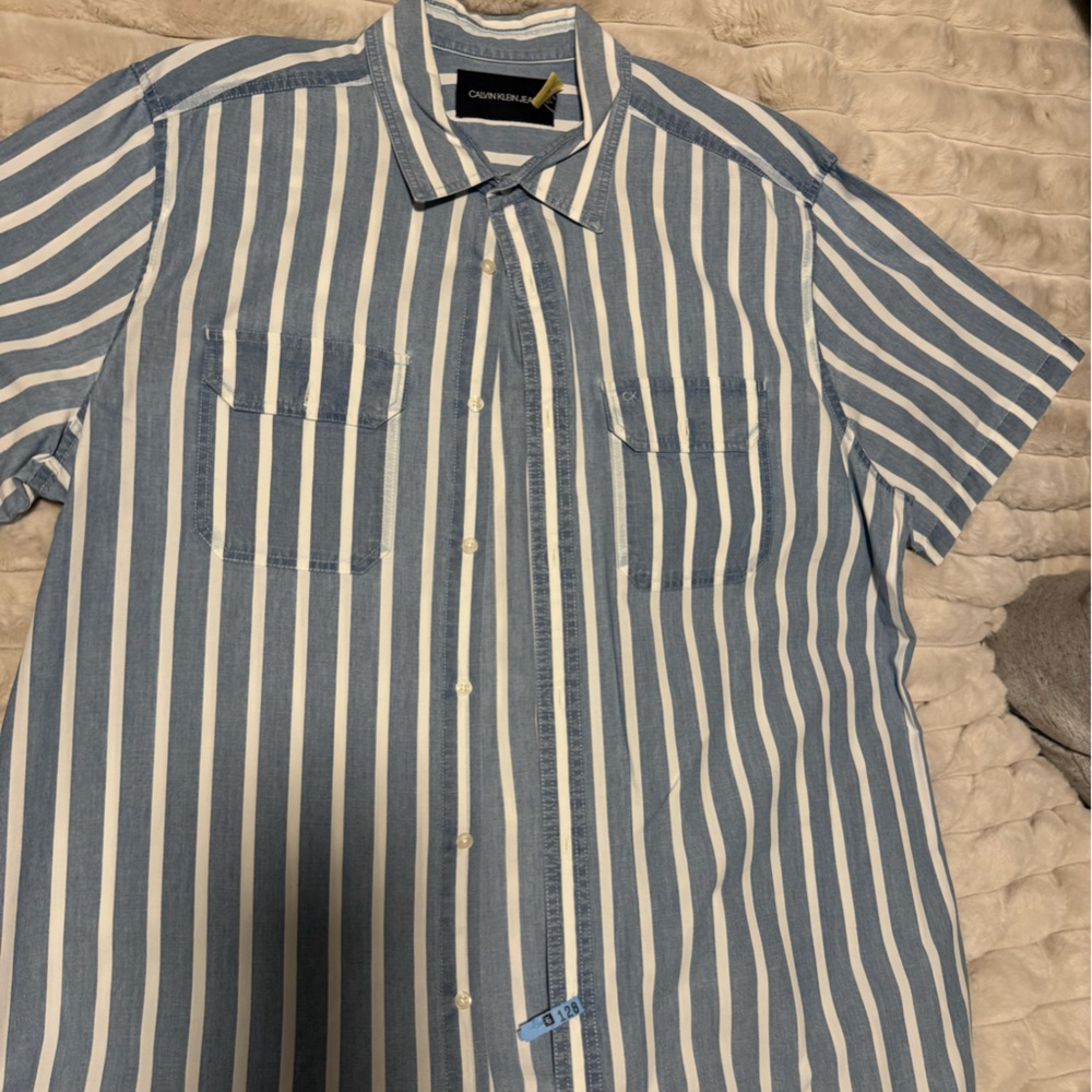 Calvin Klein Men’s Blue Striped Shirt
